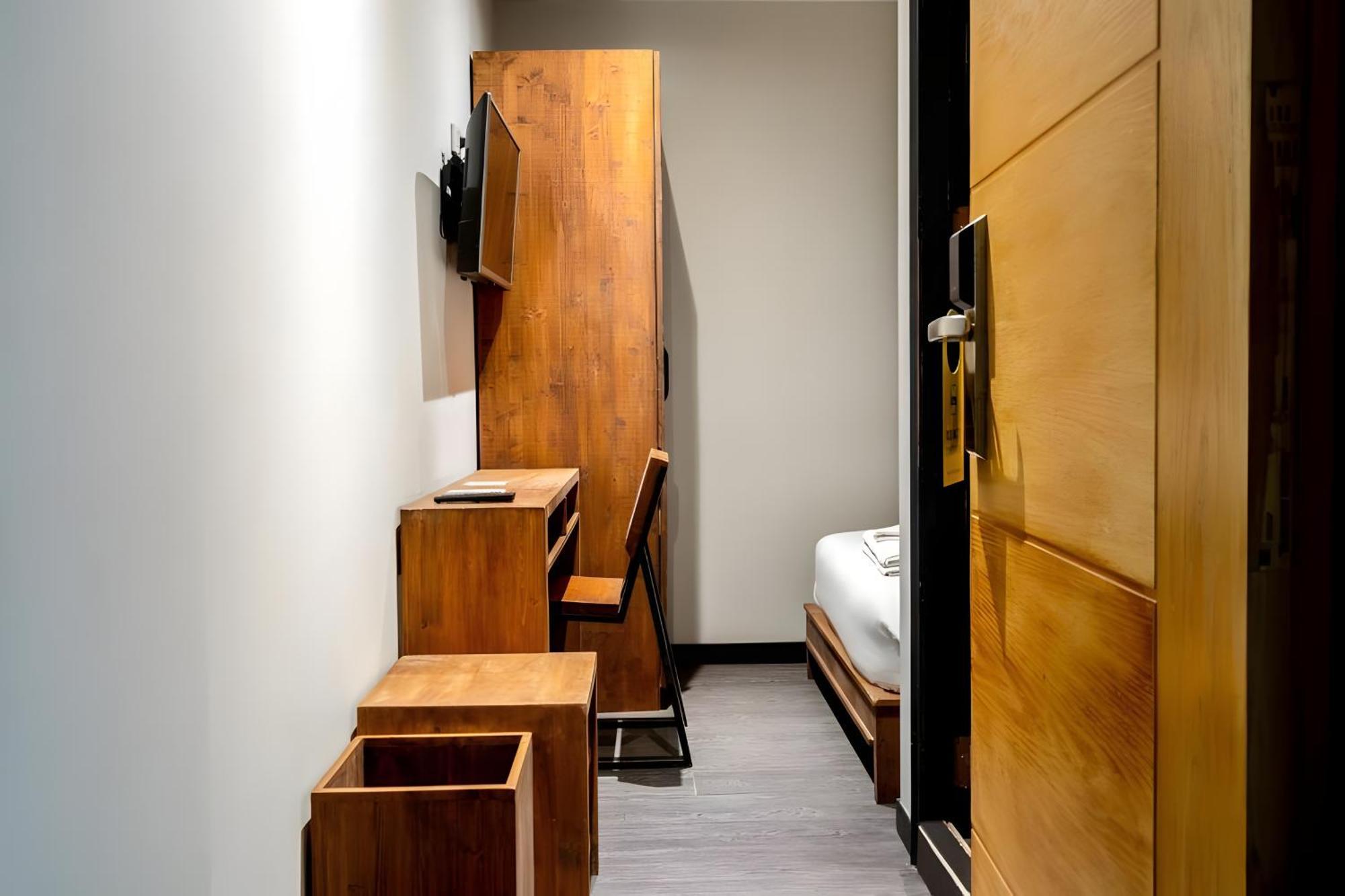 Go Inn Sukhumvit Soi 20 Bts Asok Bangkok Bagian luar foto